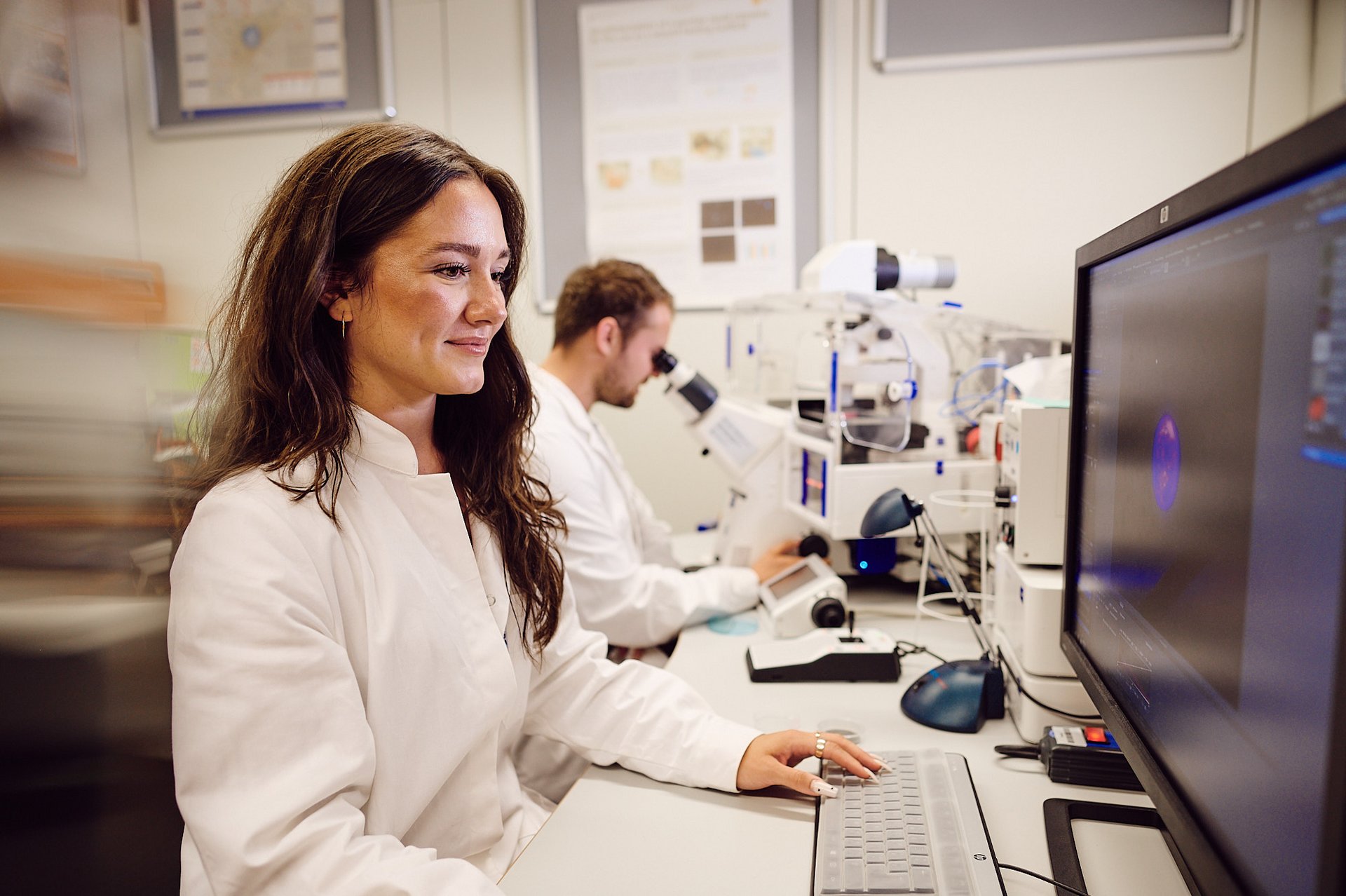 Students in the lab