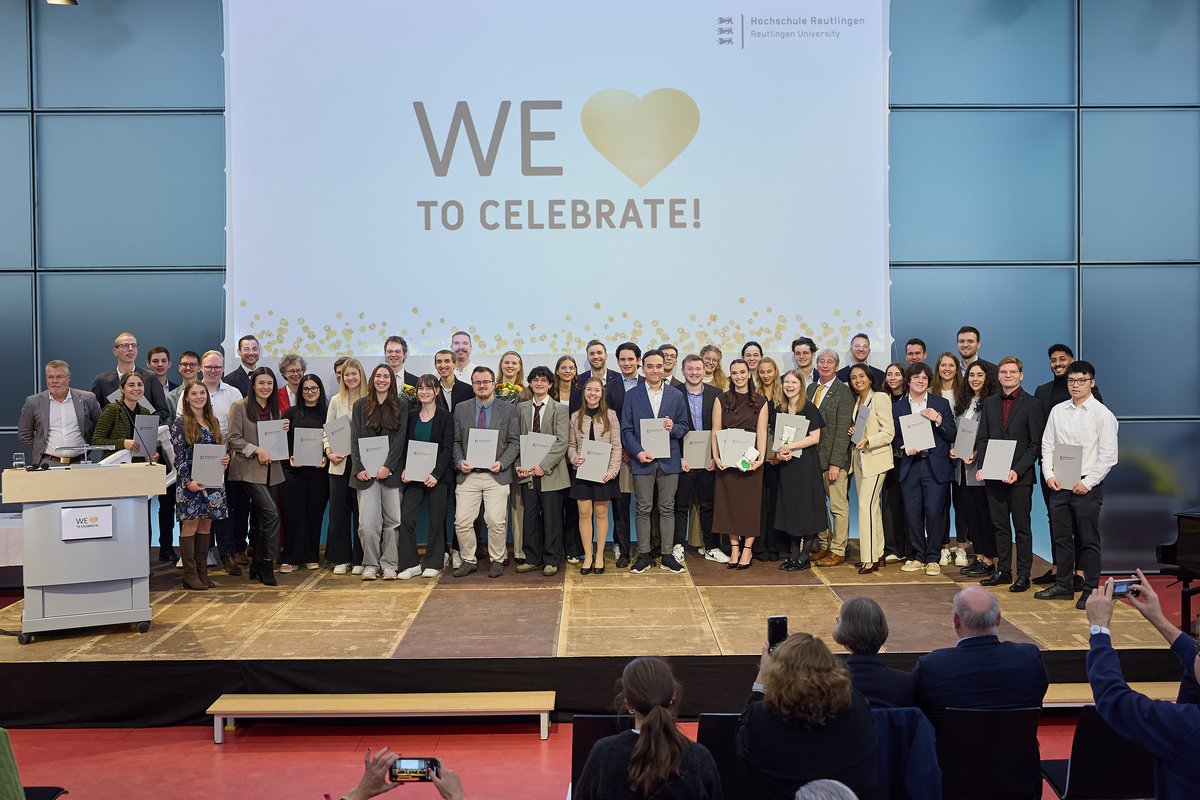 Gruppenfoto der Semesterbesten