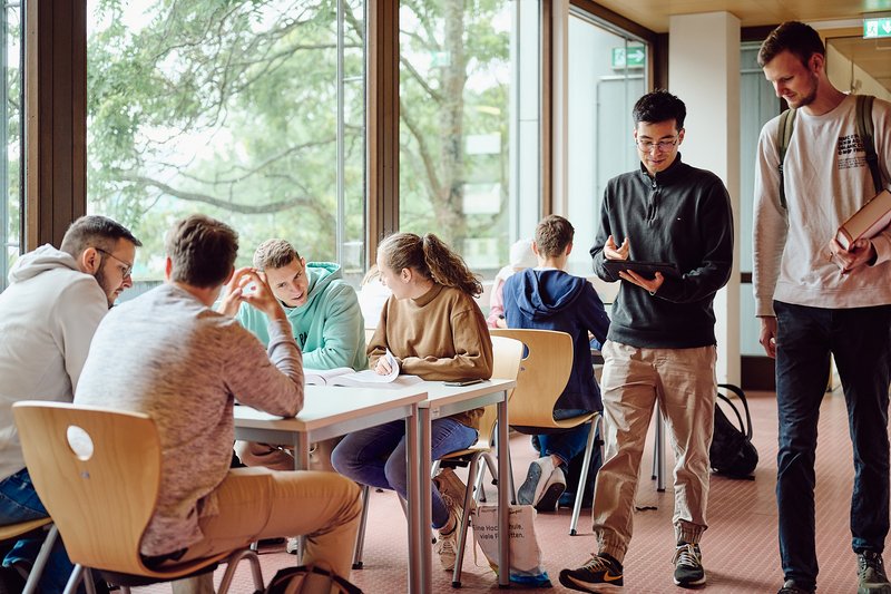 Studierende an der Fakultät Life Sciences