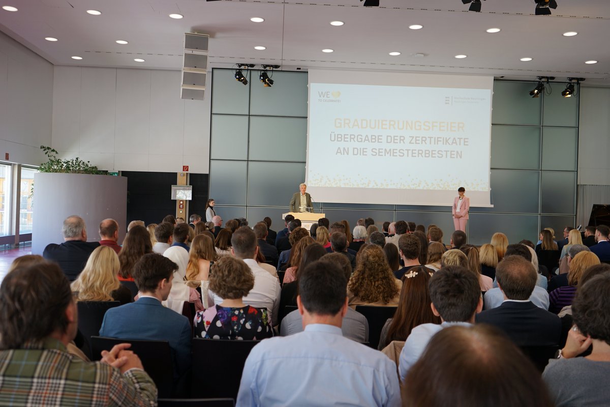 Graduierungsfeier in der Aula